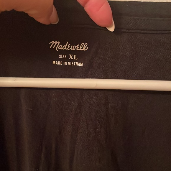 Madewell XL Black V-Neck Short Sleeve Tee 100% Cotton - Picture 2 of 5